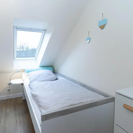 Maike, 11b Apartman